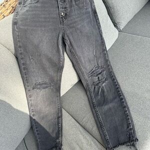 We are free, black jeans size 24. (B)